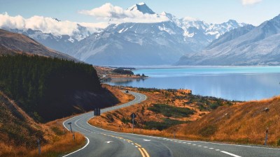 The picturesque road leading to Mount Cook, New Zealand